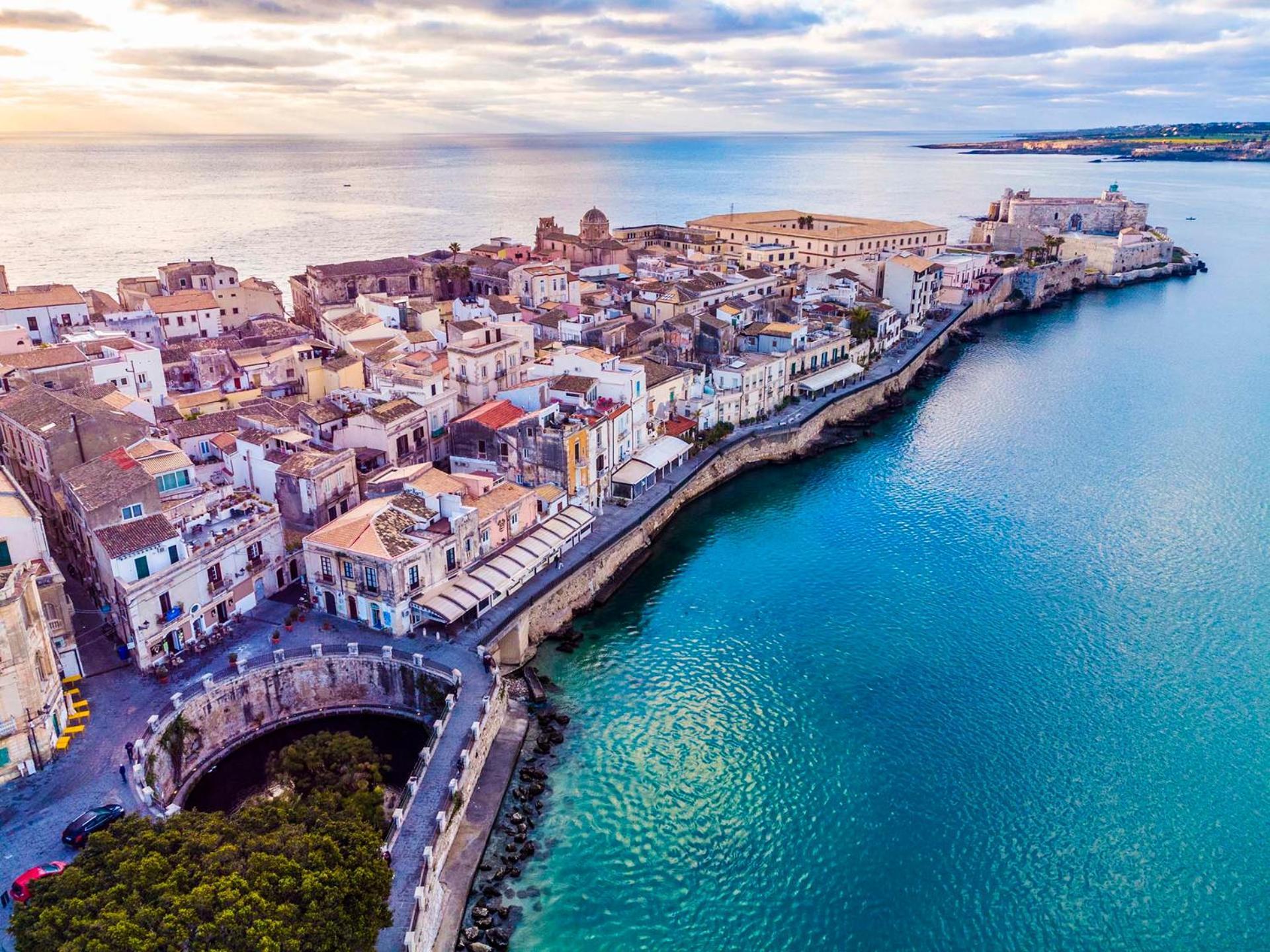 Ortigia Palace *